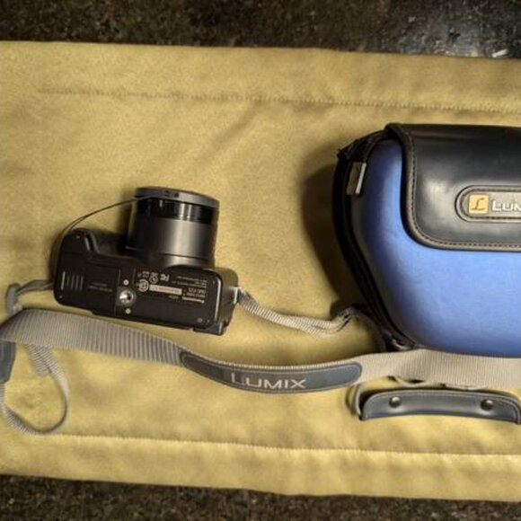 Great Gift for Camera Aficionado Pansonic Lumix DMC-f25 FZ5 Leica Digital Camera - Picture 3 of 9